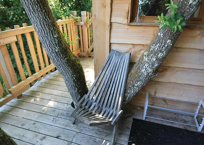 Nuits Perchees A Laroque *