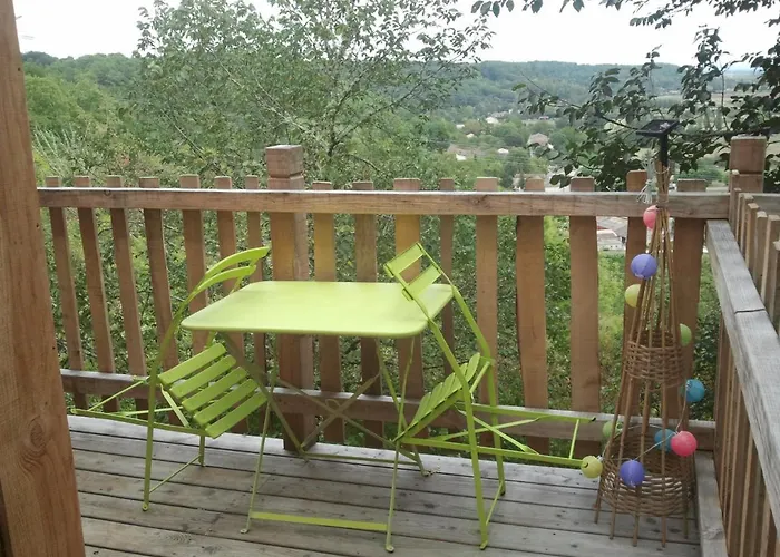 Nuits Perchees A Laroque